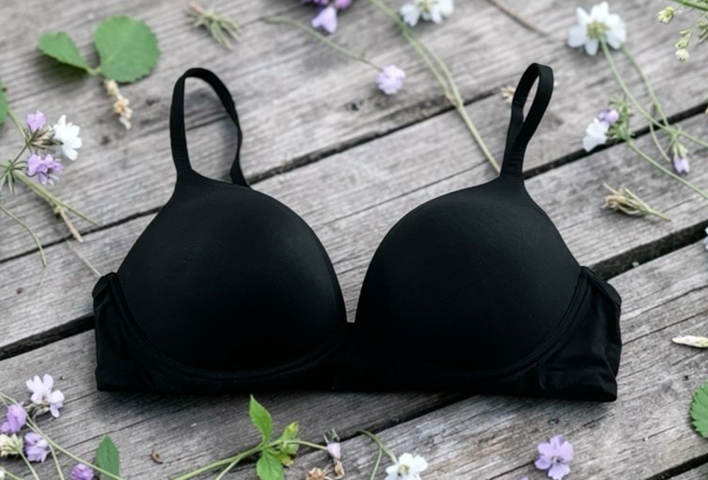 Victoria's Secret Body By Victoria No Wire Black Bra Sz 38C Comfy T-Shirt Bra